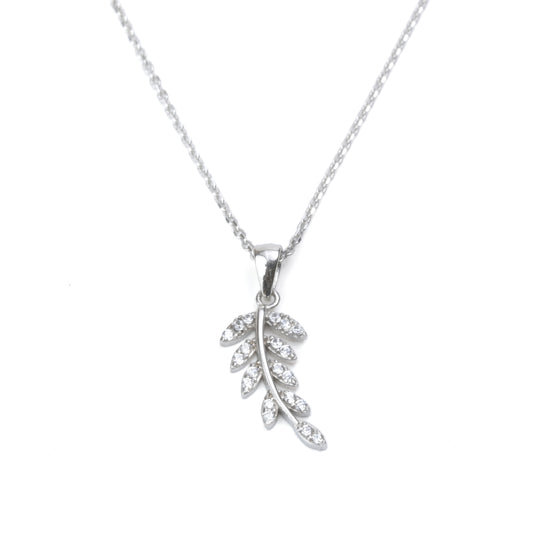 Silver Leafy Elegance Pendant Necklace