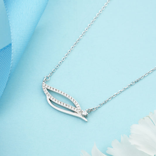 Leafy Luxe Silver Pendant NEcklace