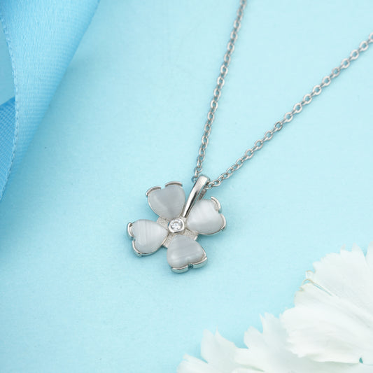 Silver necklace with Flower Pendant Necklace