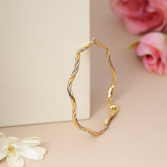 Wavy Trio Gleam Bracelet