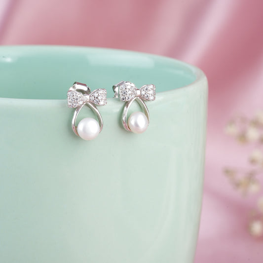 Silver zircon 'Pearly Bow Elegance' earrings with freshwater pearls