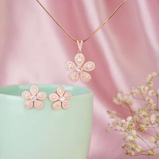 Elegant Floral Earring-Pendant Set