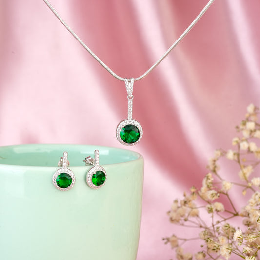 Modern Classic Earring-Pendant Set